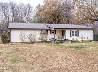 4612 Schneidman Rd, Paducah, KY 42003