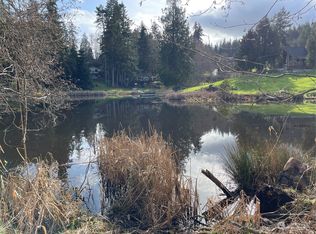1126 Honeymoon Lake Dr, Greenbank, WA