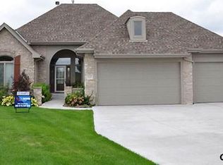 4512 N 192nd Cir, Elkhorn, NE 68022