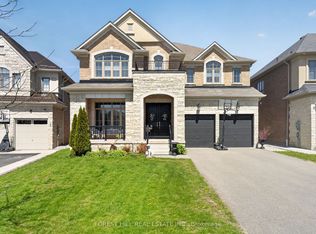 11 Carm Shier Ct, Newmarket, ON L3X 0K3