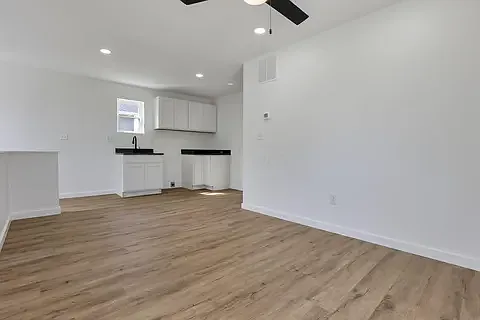 1462 Hamlet St — Photo 26