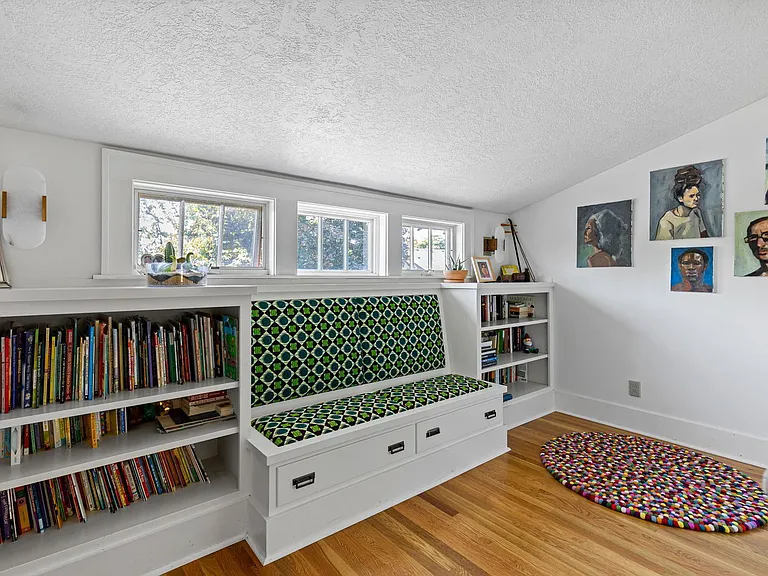 2836 NE Bryce St — Photo 21