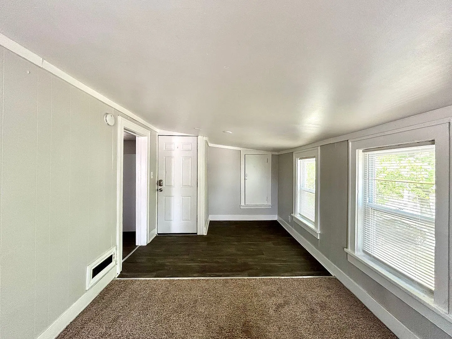 2 bed, 1.0 bath, $950 — Photo 3