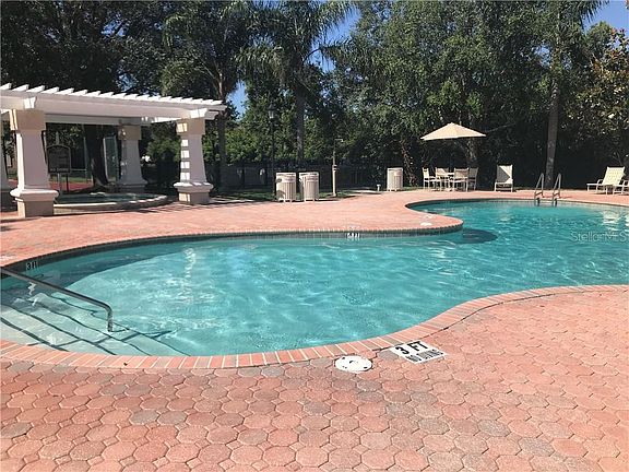 4th image of 5146 Northridge Rd Unit 204