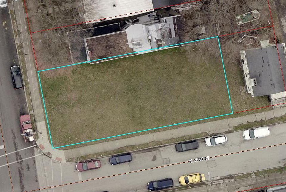 2nd image of 1828 Garrard St
