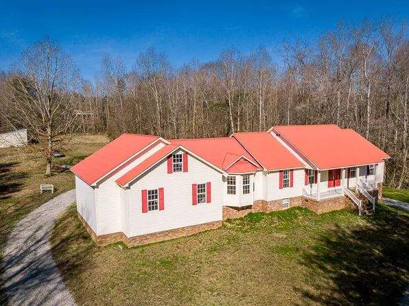 240 Hash Ln, Rock Island, TN 38581
