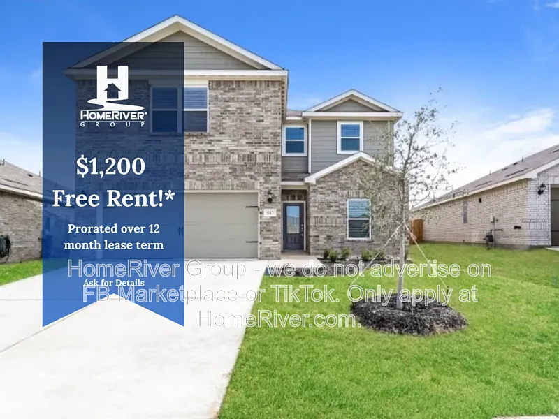 5 bed, 2.5 bath, 2733 sqft, $2,695 — Photo 1