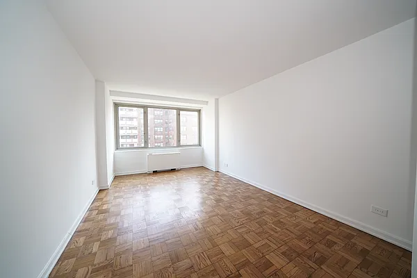 Rented by Corcoran | media 5