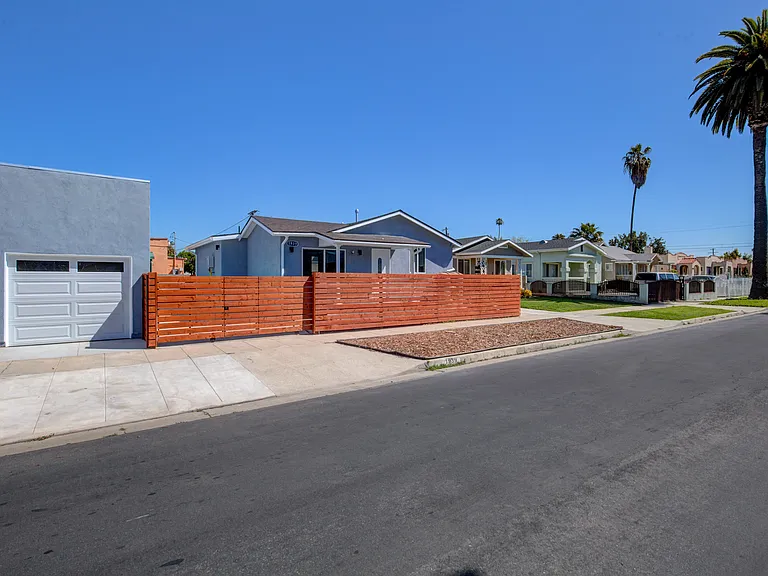 3626 S Cimarron St — Photo 28