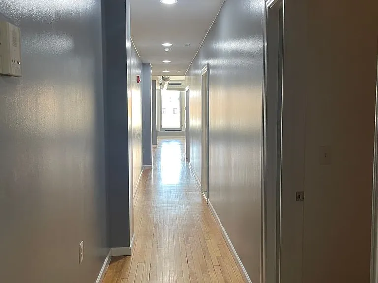 HUGE Downtown Loft 2 Bedrooms, 2 Bathrooms in Syracuse — Photo 4