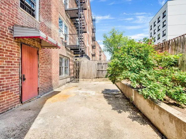 2630 Kingsbridge Terrace image 20 of 27