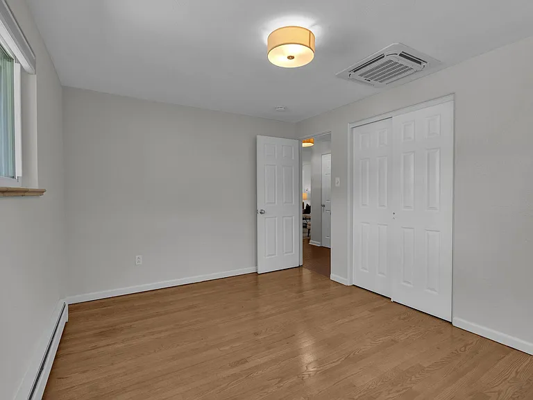1526 S Jersey St — Photo 15