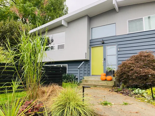 855 NW 92nd St, Seattle, WA 98117