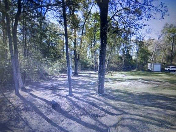 3rd image of 404 Doris St