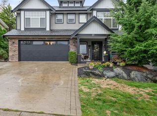 45957 Sherwood Dr #17, Chilliwack, BC V2R5Y2