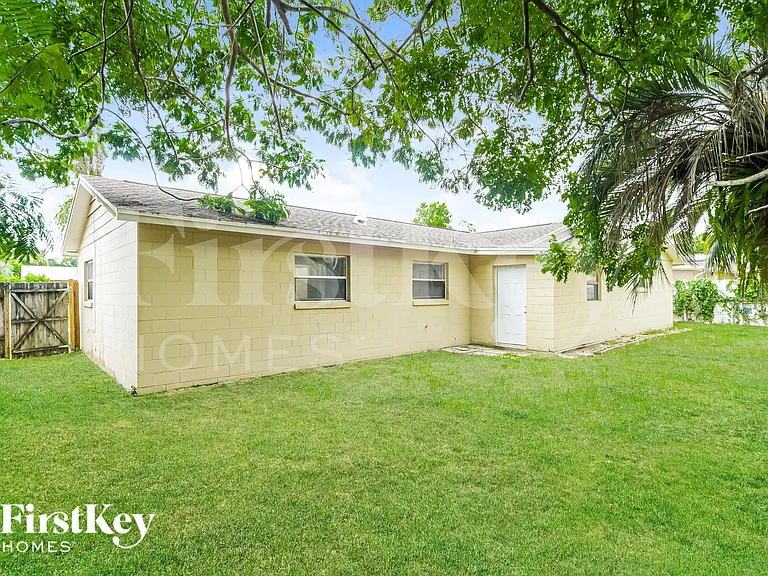1836 Columbine Dr — Photo 18