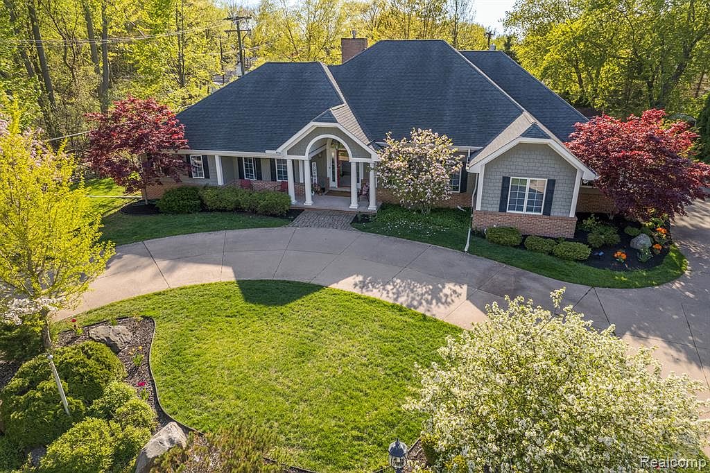 21950 Ember Dr, Grosse Ile, MI 48138 Zillow