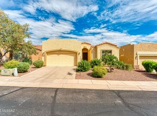 550 W Shadow Wood St, Green Valley, AZ 85614
