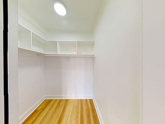 4th image of 530 Stockton St APT 206