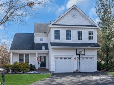 9 Joanne Ct, Bridgewater, NJ, 08807