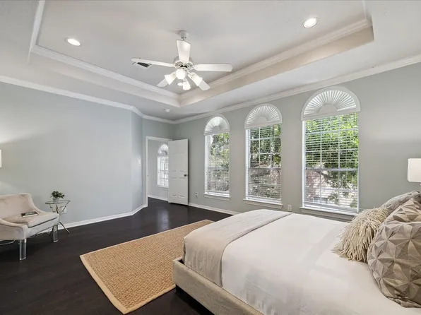 5638 Avalon Way, Houston, TX 77057