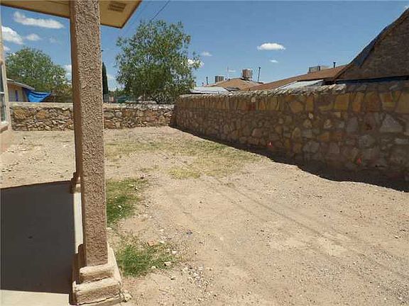 3rd image of 5974 Valle Del Sol Dr