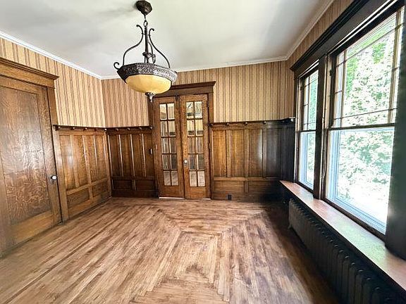 5th image of 59 Orchard Pl