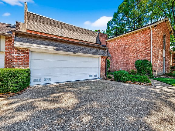 2nd image of 15068 Kimberley Ct