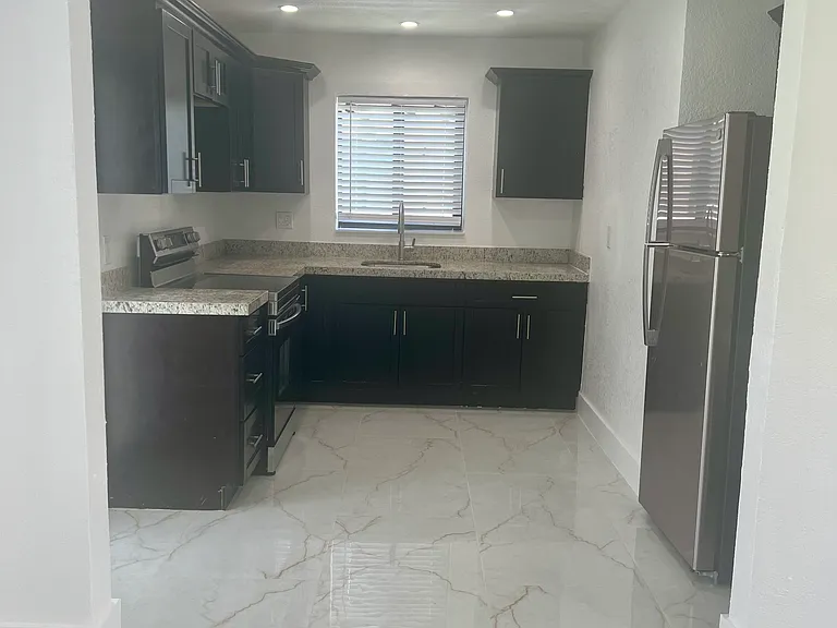 12020 W Golf Dr — Photo 9