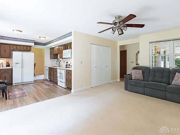5th image of 2520 Delavan Dr