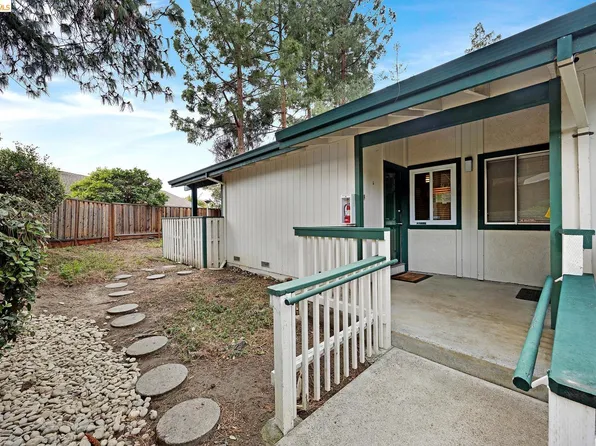 5425 Concord Blvd APT H2, Concord, CA 94520