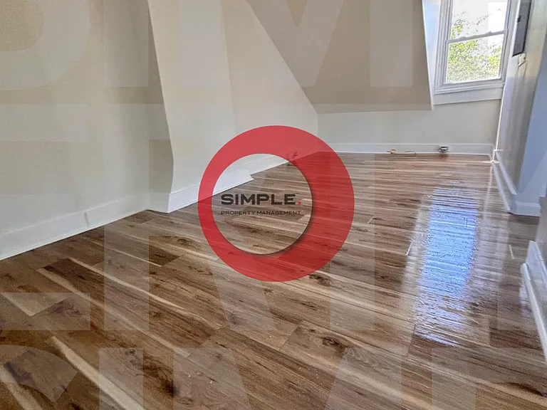 434 Woodward St — Photo 15