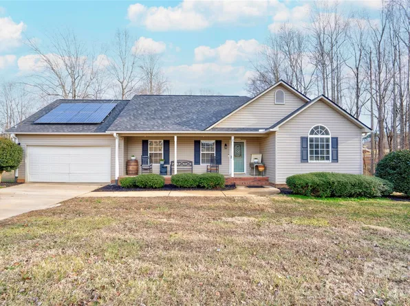 126 Deer Track Ln, Gaffney, SC 29341