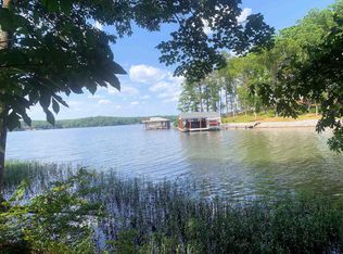 40 Sail View Ln #40, Macon, NC 27551