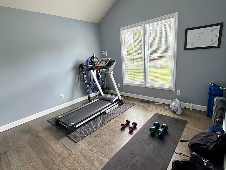 6961 Suncrest Dr — Photo 10