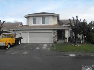 557 Leafhaven Ln, Windsor, CA 95492