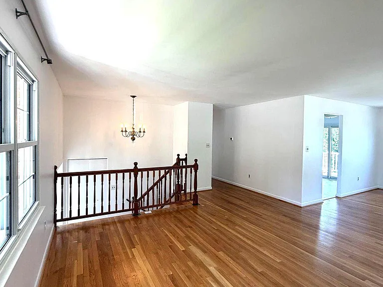 1234 Pleasant Valley Dr — Photo 9