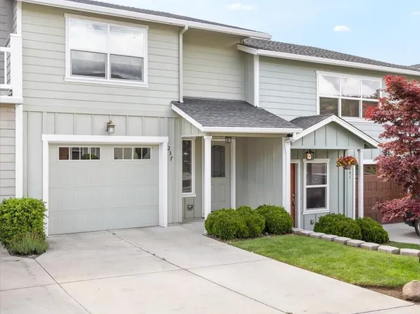 237 Dunthorpe Dr, Medford, OR 97504