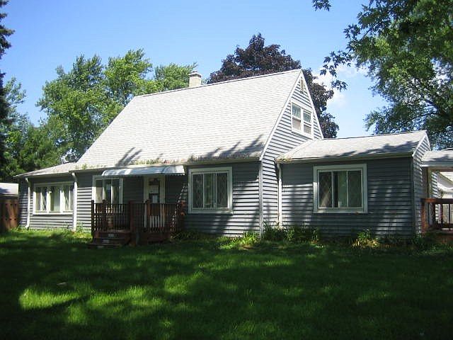 1st image of 10620 Schubert Ave