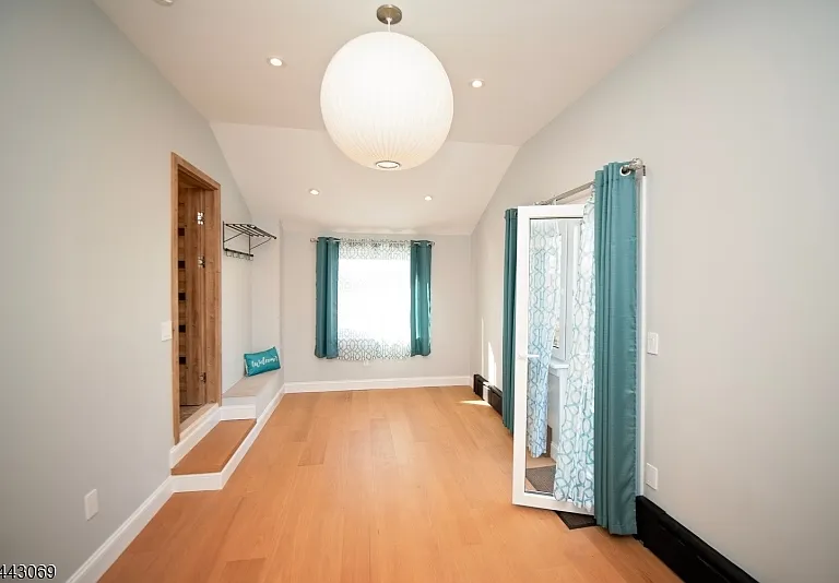 6 Lakeview Ter — Photo 17