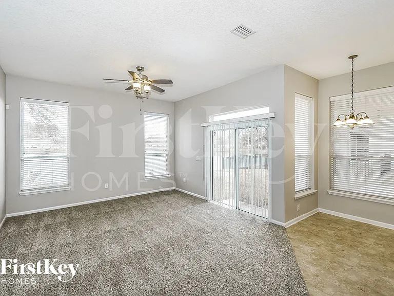 13940 Fish Eagle Dr E — Photo 6