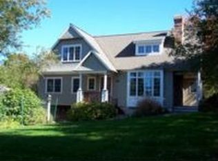 21 W View Dr, South Kingstown, RI 02879