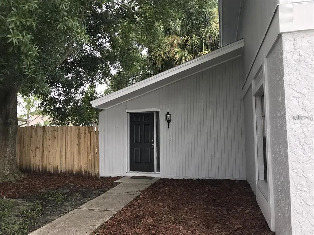 4 bed, 2.5 bath, 1535 sqft, $2,700 — Photo 3