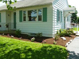 814 W Maple St, Palmyra, PA 17078