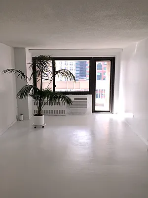 Sold by Vanderborgh Realty  | media 19