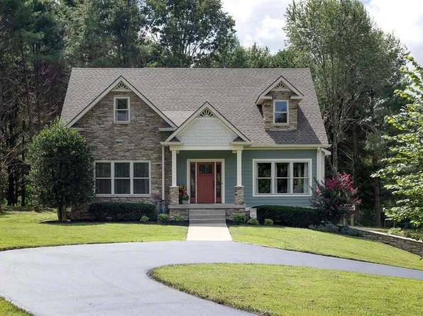 190 Walnut Ridge Ln, Scottsville, KY 42164