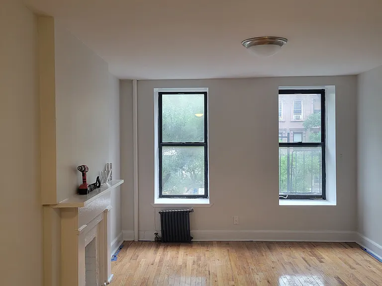 1708 2nd Ave #3S — Photo 3