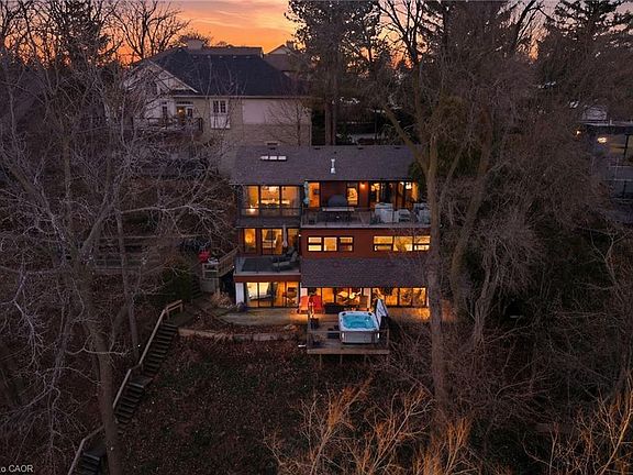 2nd image of 868 Danforth Pl