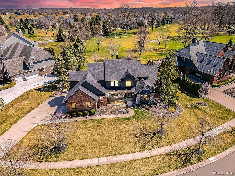 1st image of 23775 Point O Woods Ct