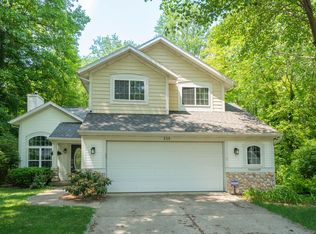 535 Woodbridge Cir, South Haven, MI 49090